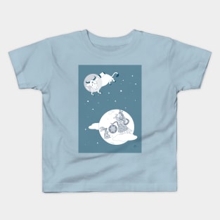 The Cow Jumped Over The Moon Goddess Kids T-Shirt